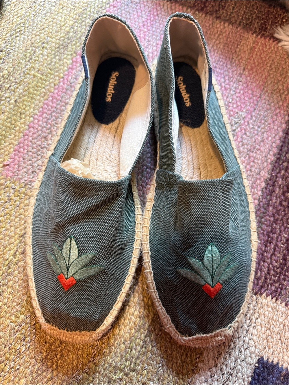 Soludos Green Canvas Espadrilles with Red Heart Embroidery